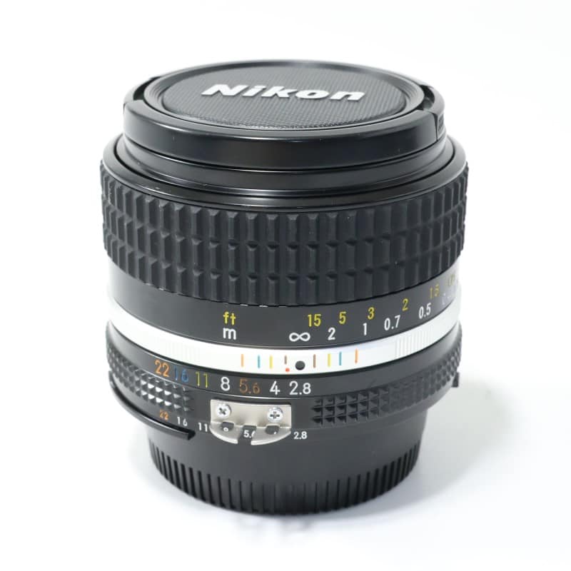AI Nikkor 28mm f/2.8S