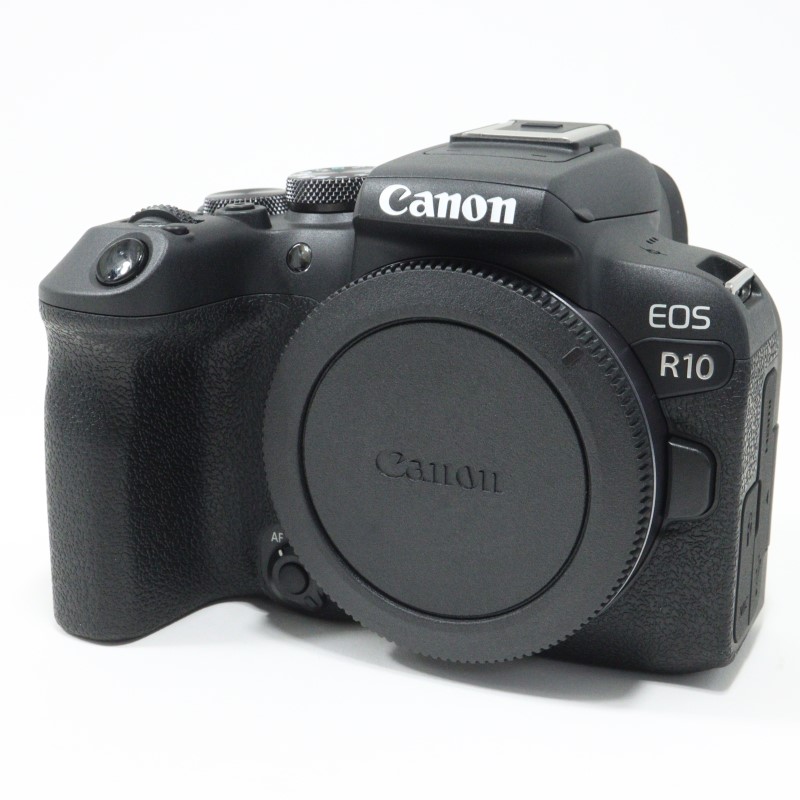 EOS R10