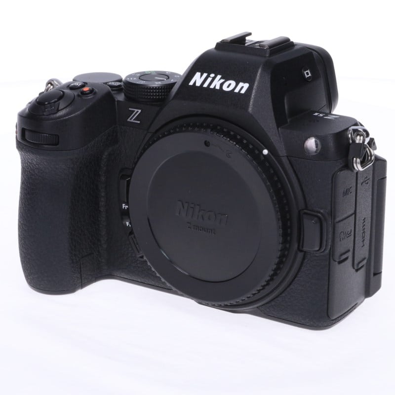 Z5II ボディ