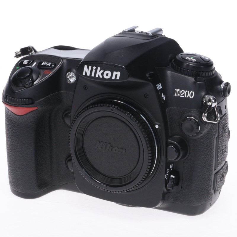 Nikon D200 中古 C2120122139360｜フジヤカメラ
