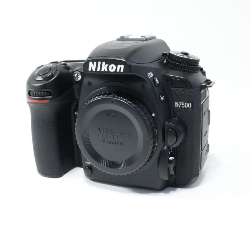 ゆ*う様 ニコン　D7500 ボディ ゆ*う様 ニコンD7500 ボディ
