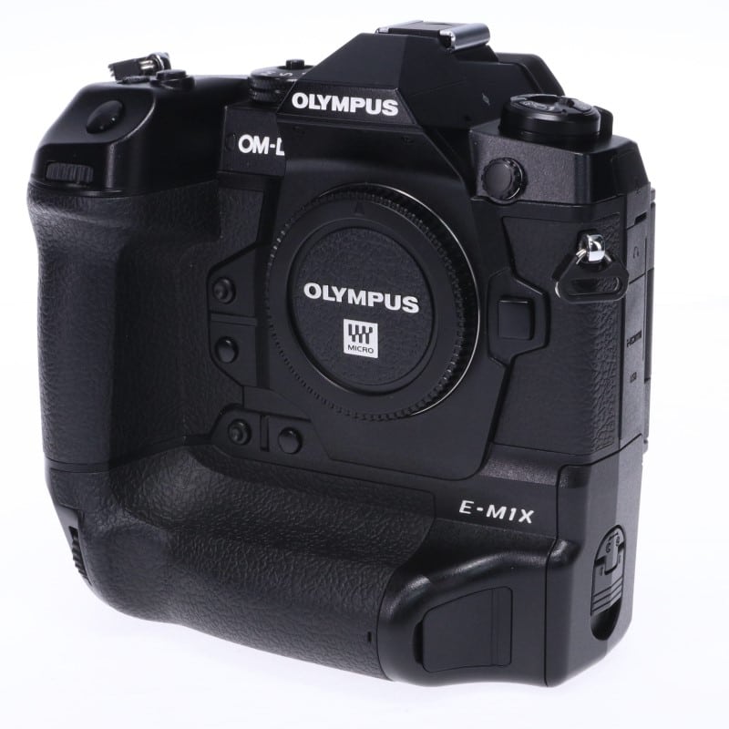 OM-D E-M1X ボディー