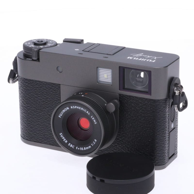 X half (FUJIFILM X-HF1) チャコールシルバー
