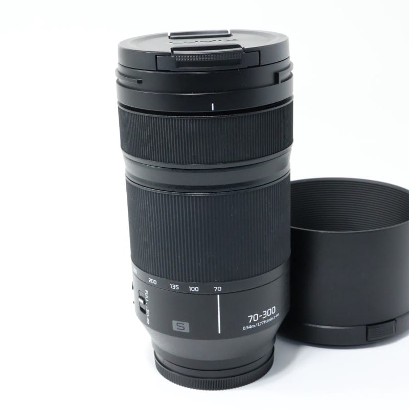 LUMIX S 70-300mm F4.5-5.6 MACRO O.I.S. S-R70300