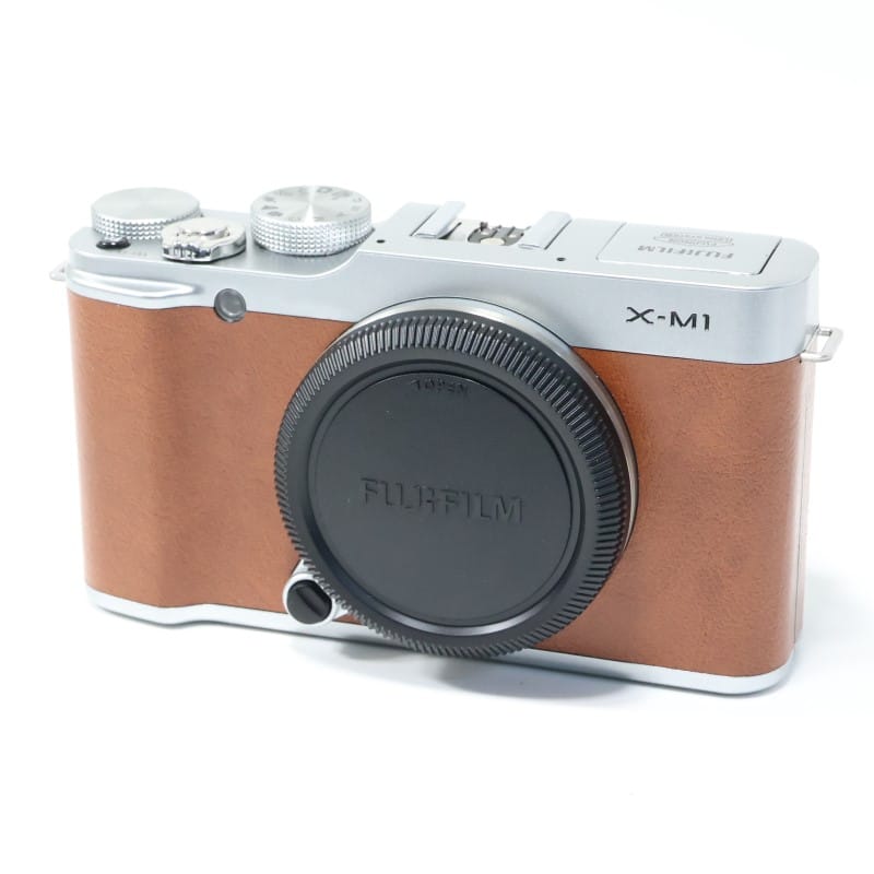 FUJIFILM X-M1 ボディ ブラウン