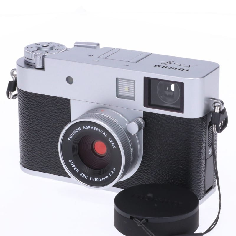 X half (FUJIFILM X-HF1) シルバー