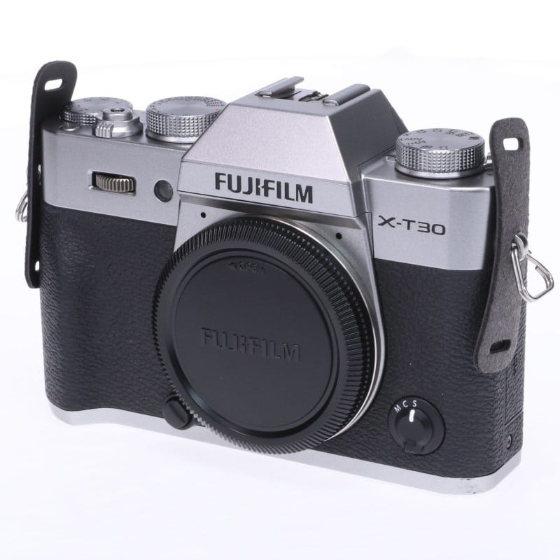 FUJIFILM X-T30 ボディ シルバー 元箱・SDカードグリップ付き 富士フイルム FUJIFILM X-T30 II ボディ シルバー AB-ランク 中古
