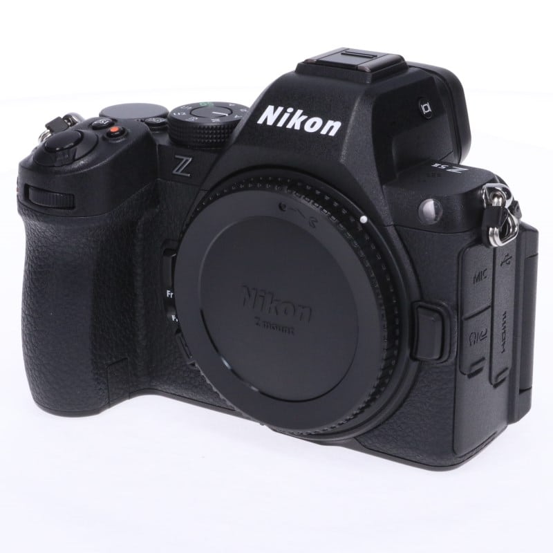 Z5II ボディ