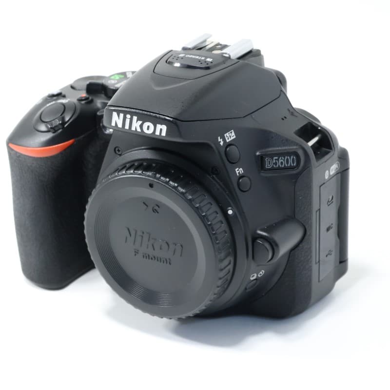 D5600 ボディ