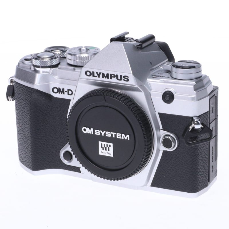 OM-D E-M5 Mark III ボディー シルバー