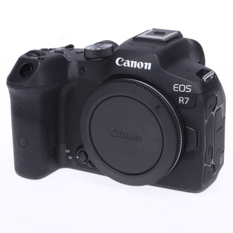 EOS R7 ボディー