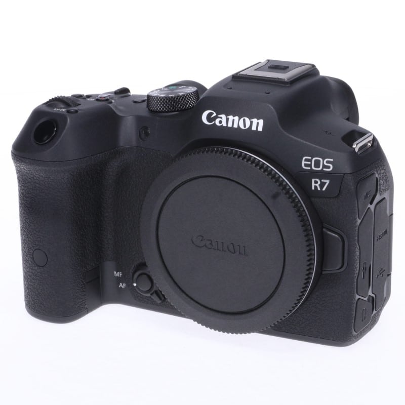 EOS R7 ボディー