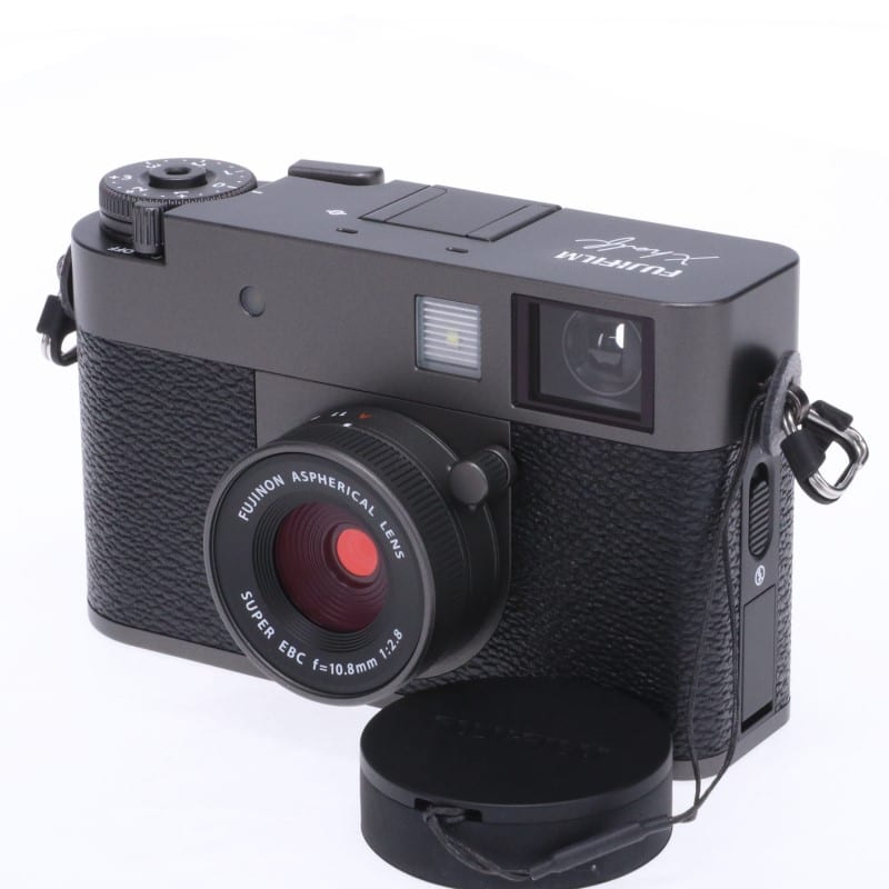 X half (FUJIFILM X-HF1) チャコールシルバー
