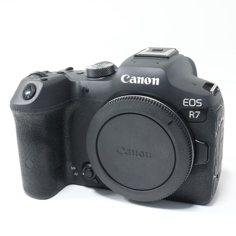 EOS R7 ボディー