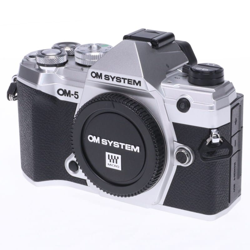 OM SYSTEM OM-5 ボディー シルバー