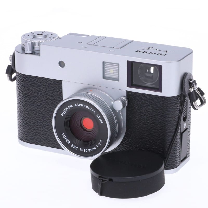 X half (FUJIFILM X-HF1) シルバー