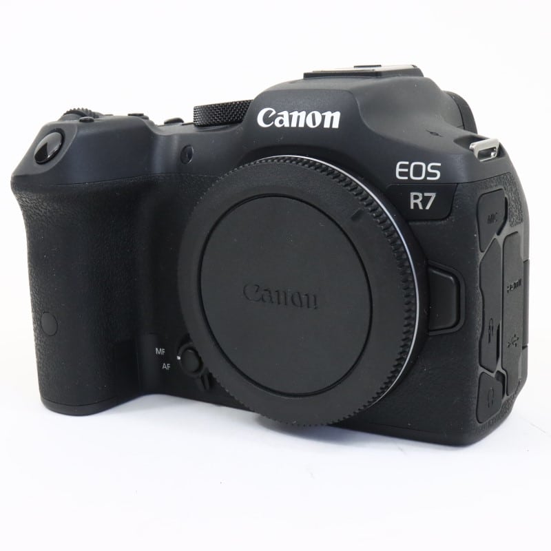 EOS R7 ボディー