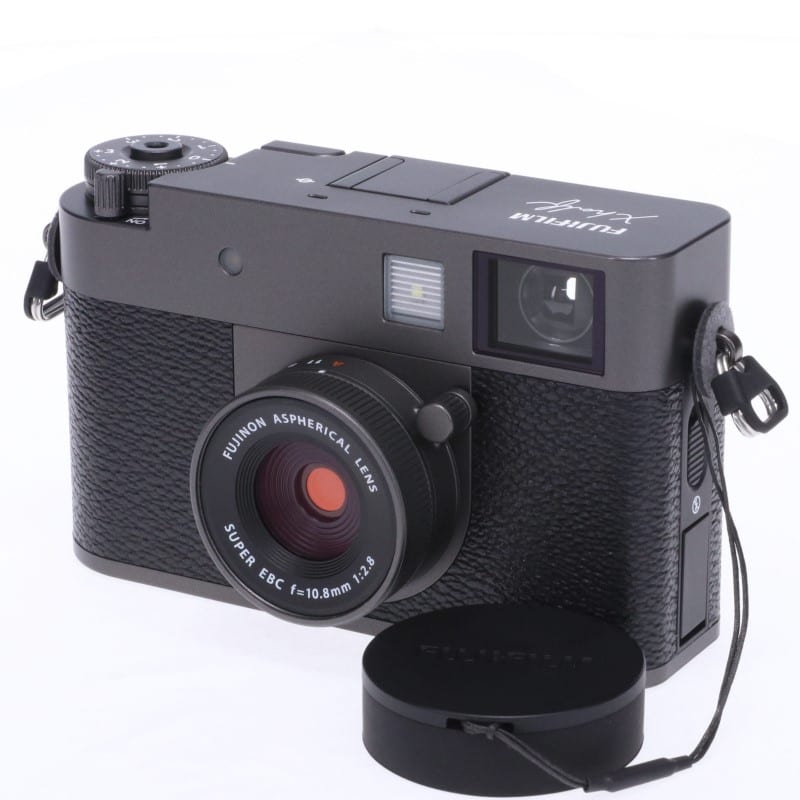 X half (FUJIFILM X-HF1) チャコールシルバー