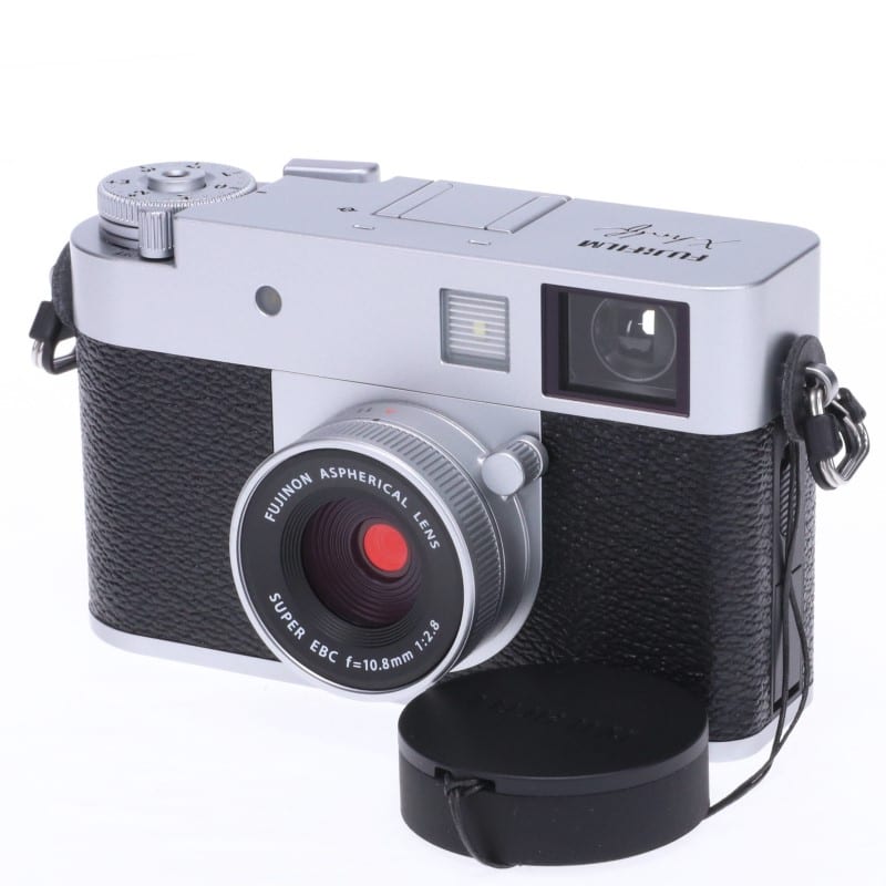 X half (FUJIFILM X-HF1) シルバー