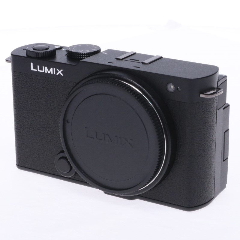 LUMIX DC-S9 ボディ ブラック DC-S9-K
