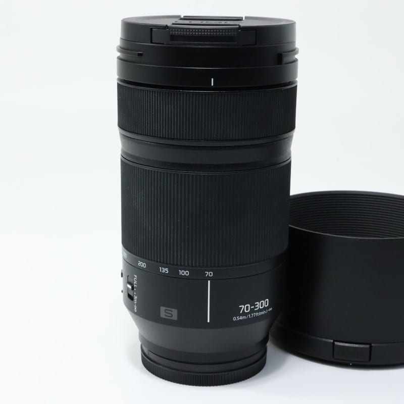 LUMIX S 70-300mm F4.5-5.6 MACRO O.I.S. S-R70300