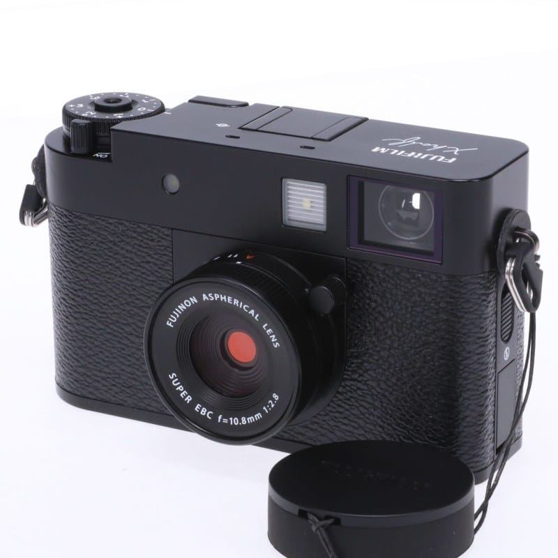 X half (FUJIFILM X-HF1) ブラック