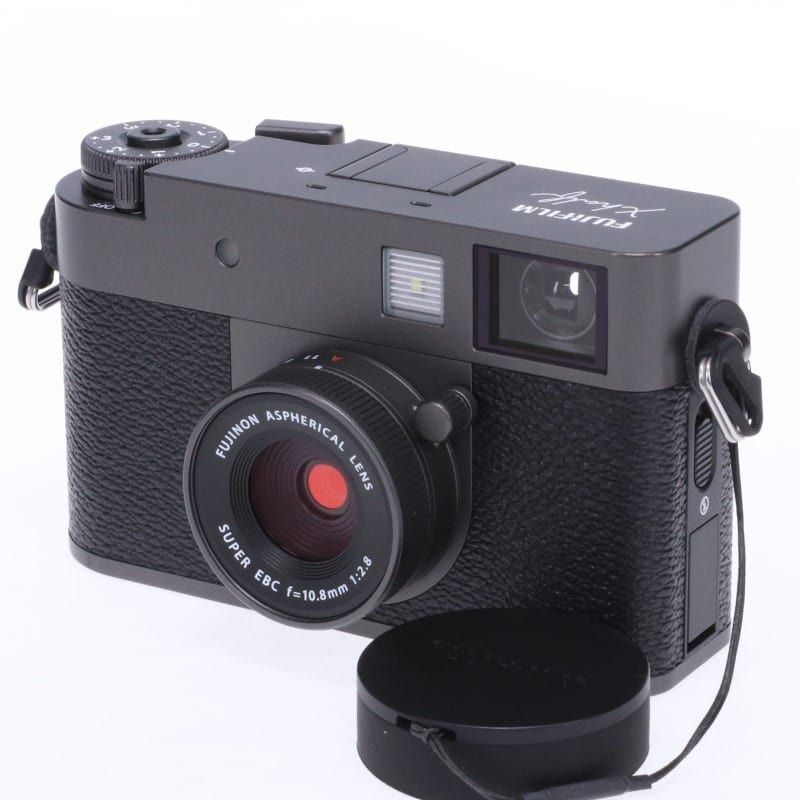 X half (FUJIFILM X-HF1) チャコールシルバー
