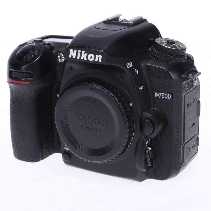 Nikon D7500 ボディ AB-ランク 中古｜フジヤカメラ