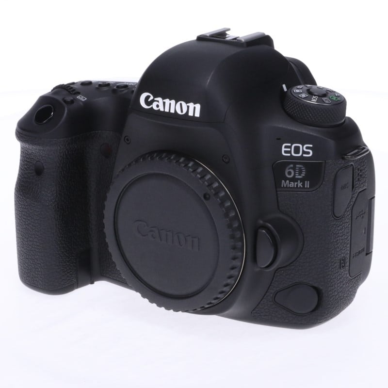EOS 6D Mark II ボディー