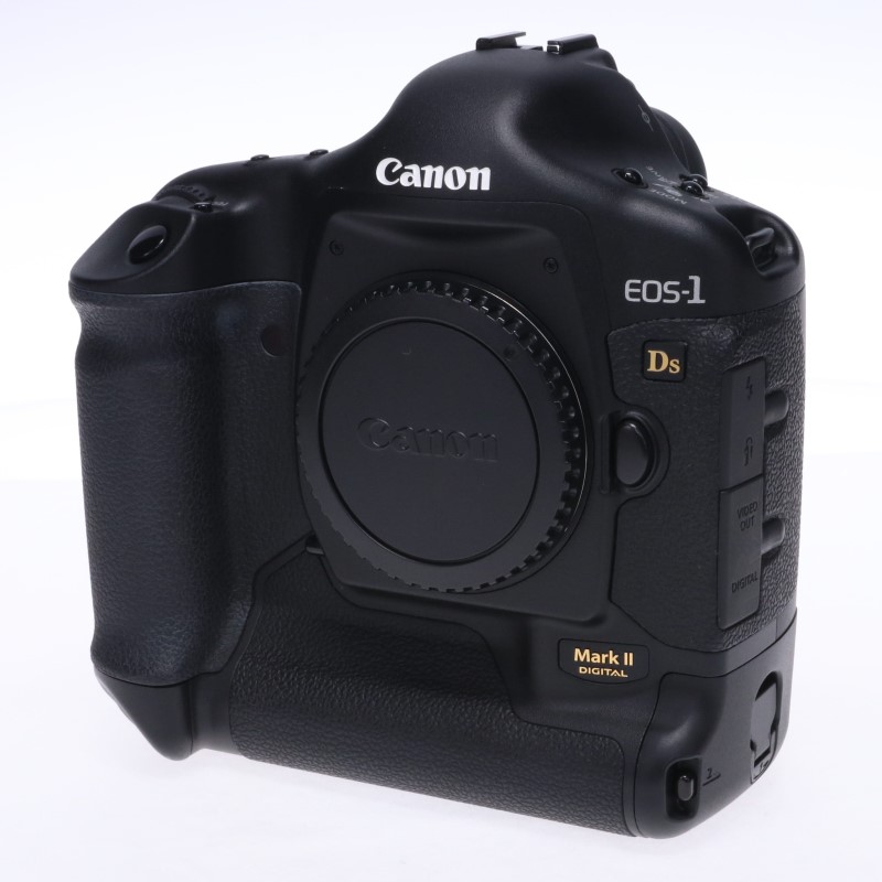 EOS-1Ds Mark II