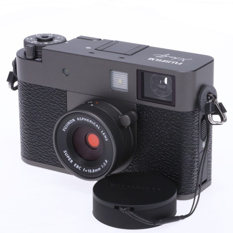X half (FUJIFILM X-HF1) チャコールシルバー