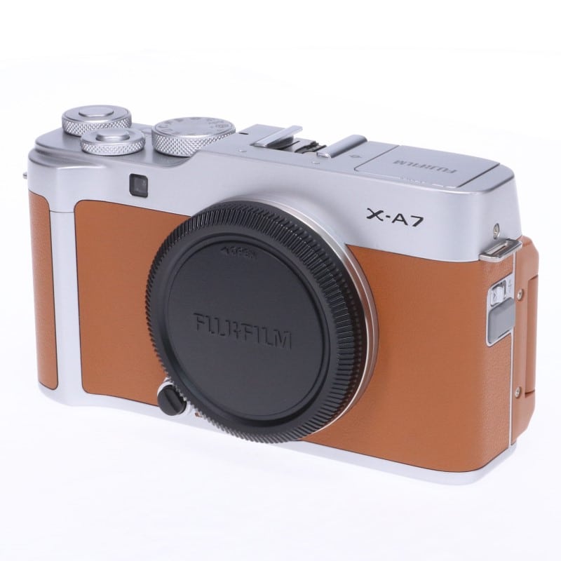 X-A7 キャメル