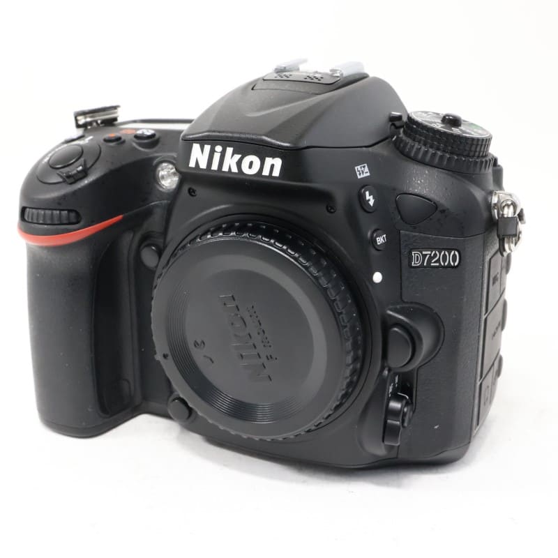 D7200