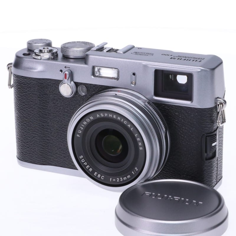 FinePix X100