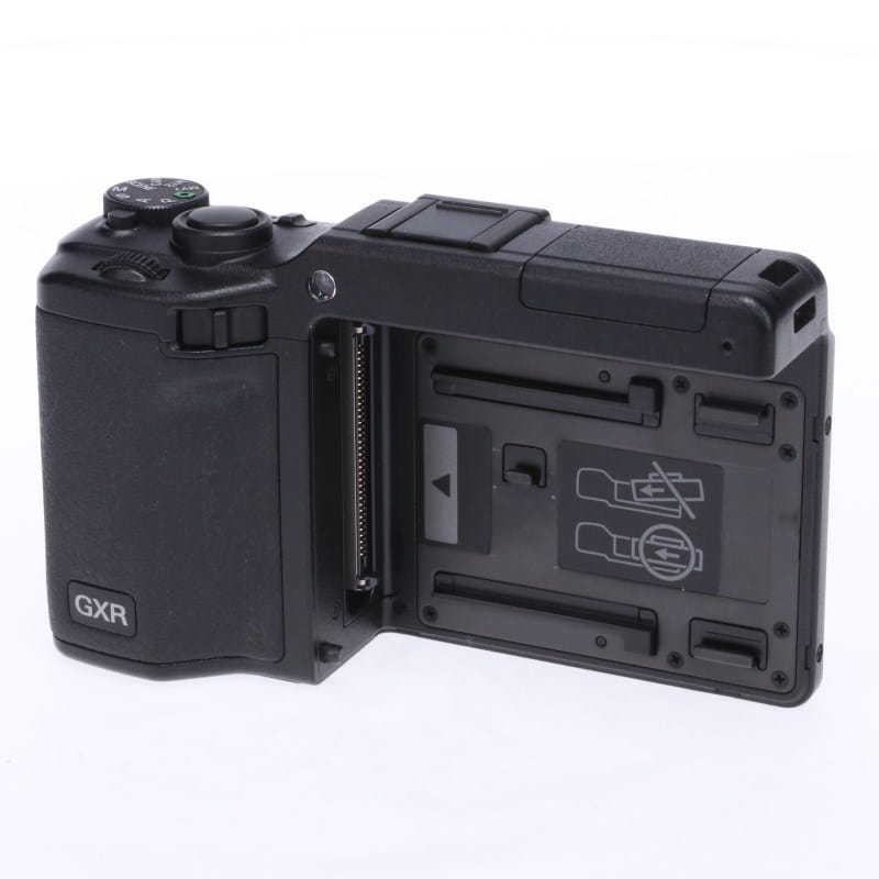 RICOH GXR ボディ バッテリー2個付き RICOH GXR ボディ ABランク 中古｜フジヤカメラ