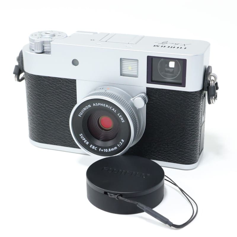 X half (FUJIFILM X-HF1) シルバー