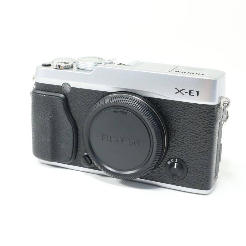 FUJIFILM X-E1 ボディ シルバー