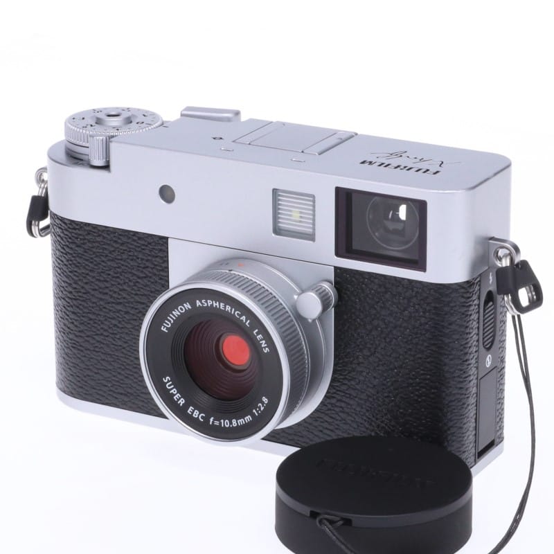 X half (FUJIFILM X-HF1) シルバー