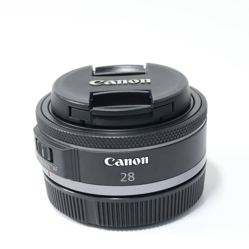 RF28mm F2.8 STM