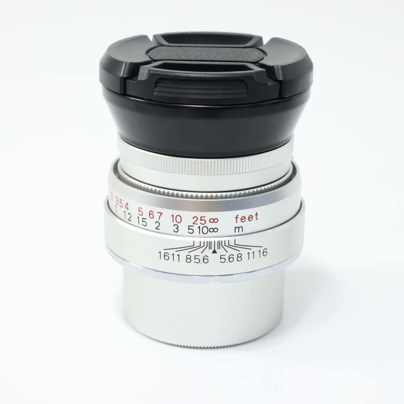 RF28mm F2.8 STM