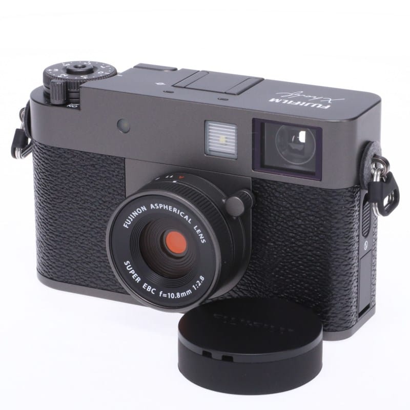 X half (FUJIFILM X-HF1) チャコールシルバー