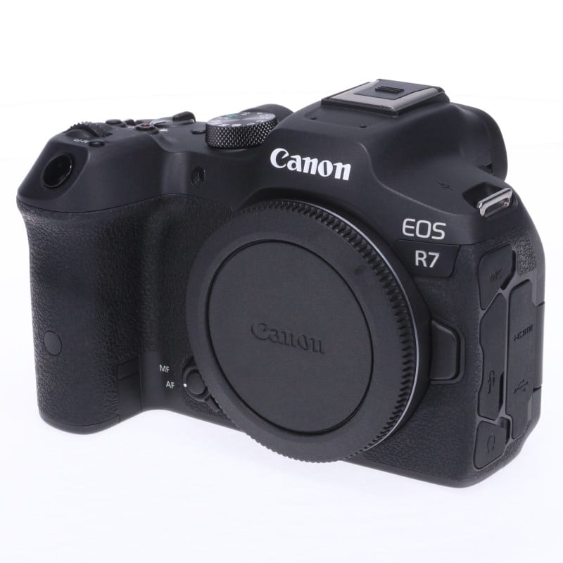 EOS R7 ボディー