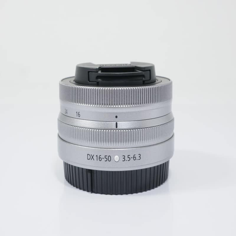 NIKKOR Z DX 16-50mm f/3.5-6.3 VR シルバー