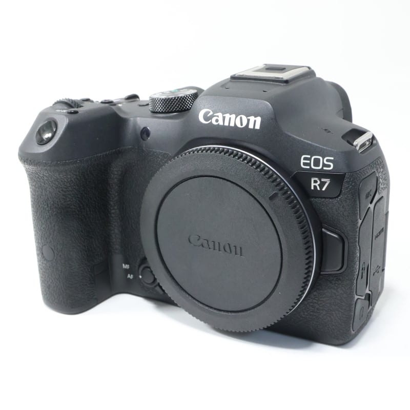 EOS R7 ボディー