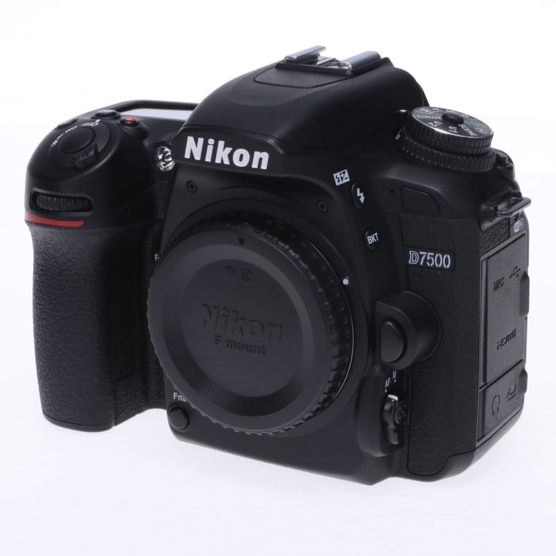 D7500 ボディ