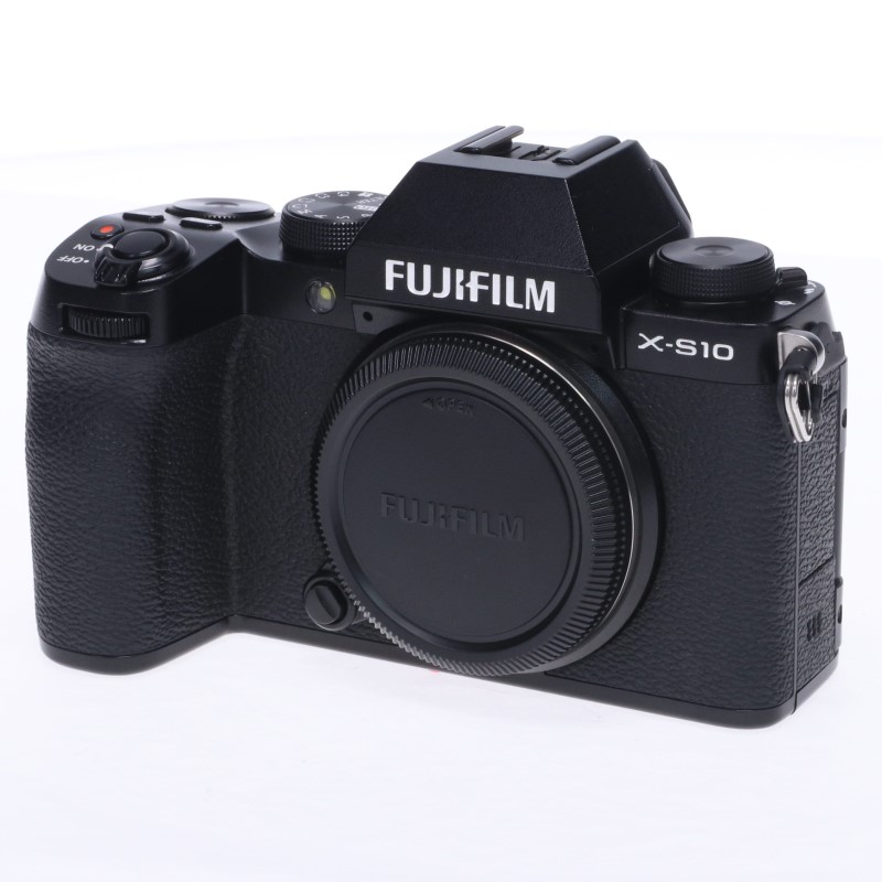 FUJIFILM X-S10