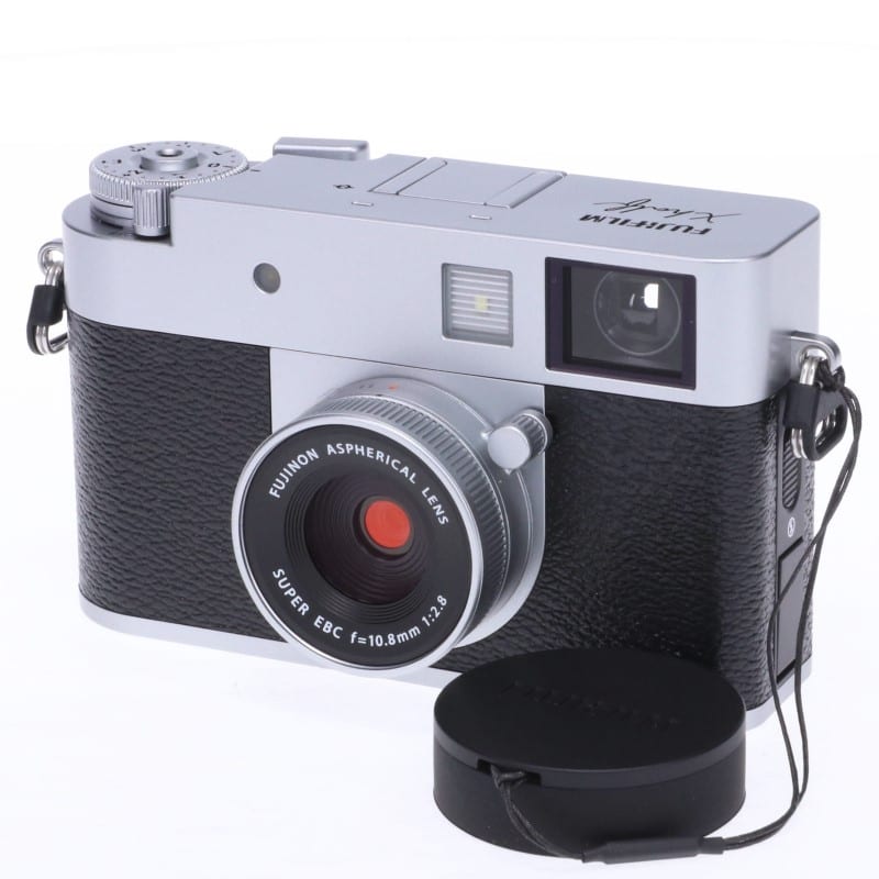 FUJIFILM X half X-HF1 シルバー 中古美品 おまけつき 富士フイルム X half (FUJIFILM X-HF1) シルバー 中古