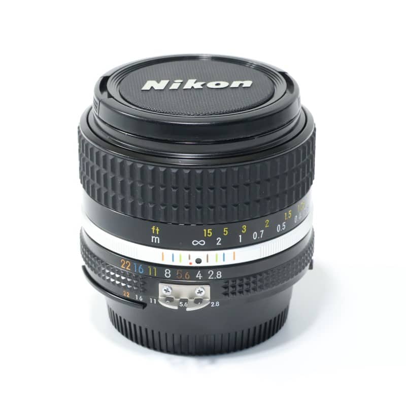 AI Nikkor 28mm f/2.8S