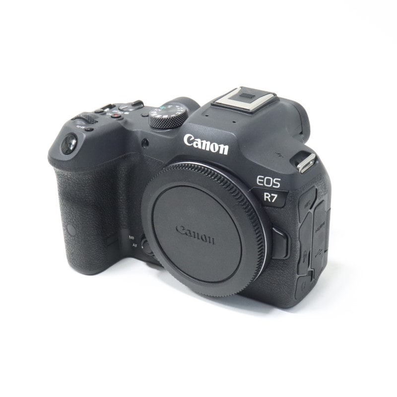 EOS R7 ボディー