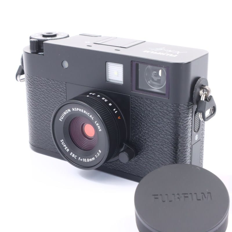 X half (FUJIFILM X-HF1) ブラック